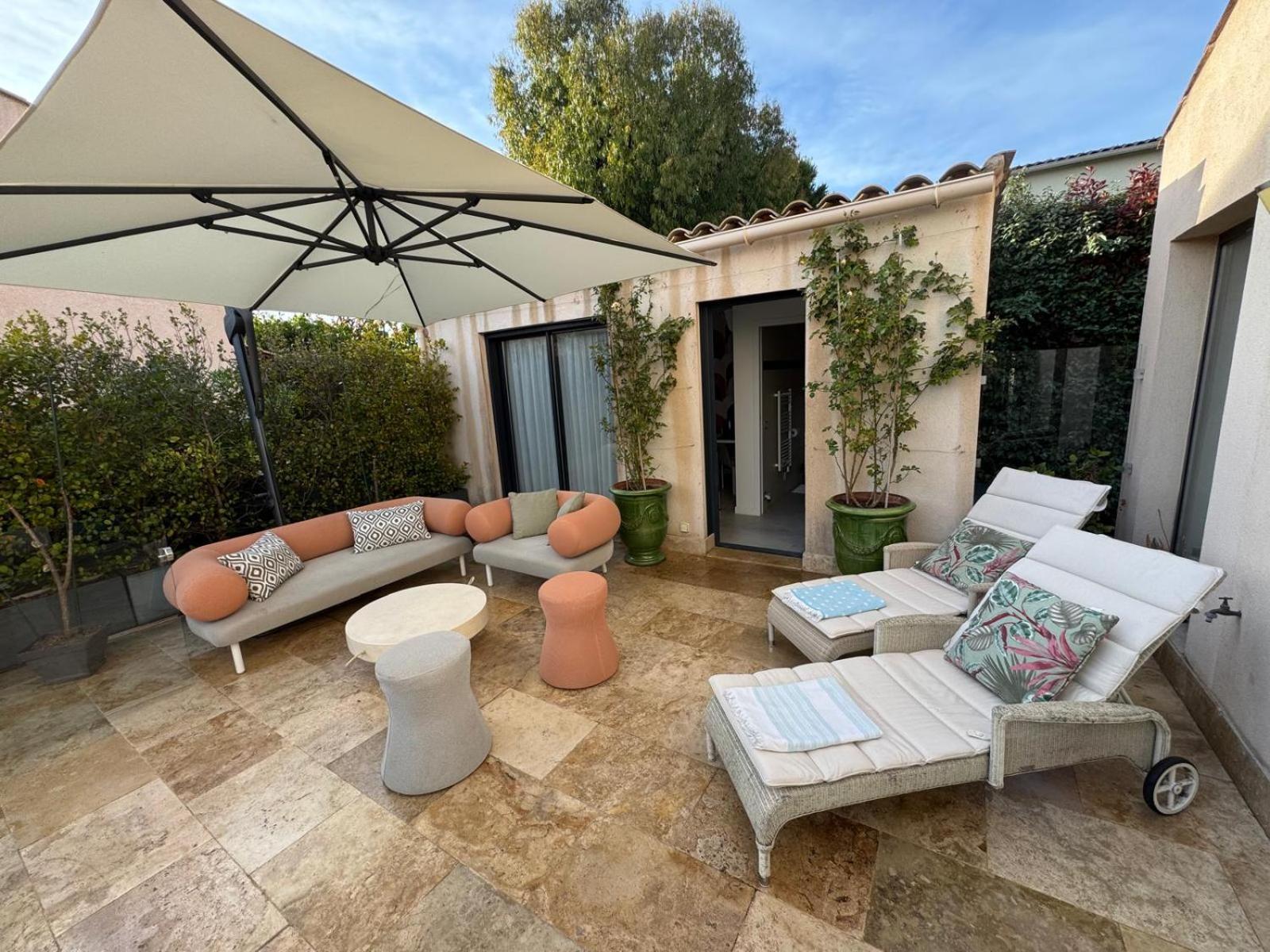 Villa Elimia Piscine Privee & Chauffee Antibes Exterior photo